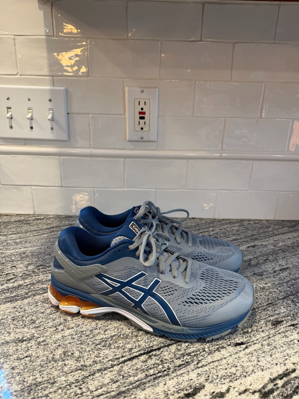 Men’s Asics Kayano 26 Size 10